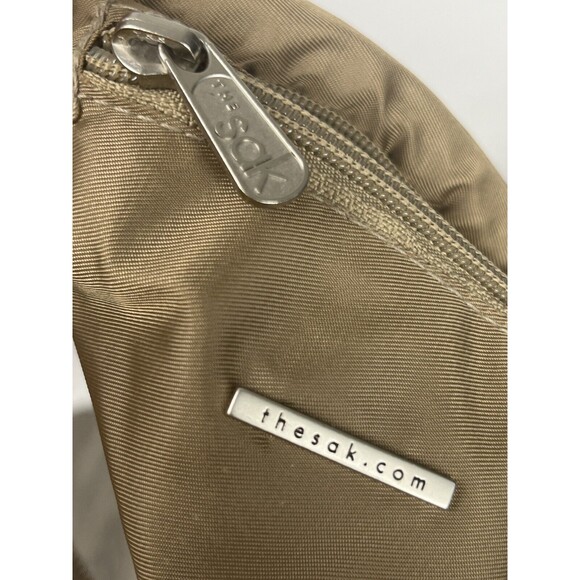 The Sak Bag Crossbody Crochet Purse Zip Close Pocket Logo Charm Brown Boho Hippy - Picture 7 of 8